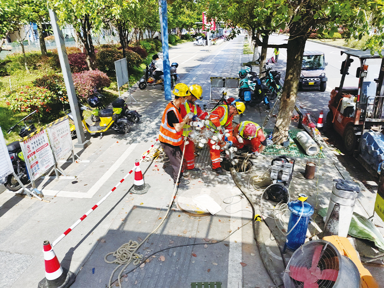  合浦UV-CIPP紫外光固化修复